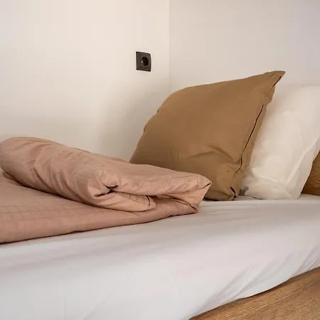 Luna Maris Nyaraló Drage